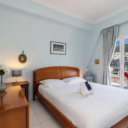Extraordinary View On Port And Castle Hill - 1 Bdr & Parking דירה *