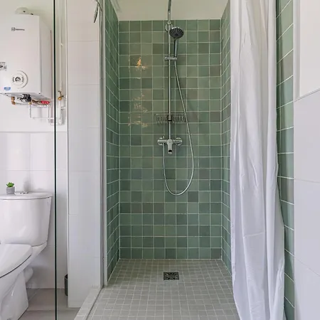 아파트 Extraordinary View On Port And Castle Hill - 1 Bdr & Parking *