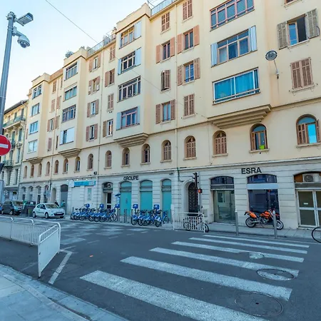 Extraordinary View On Port And Castle Hill - 1 Bdr & Parking Apartment *