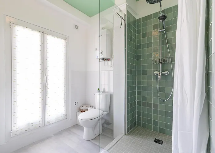 Extraordinary View On Port And Castle Hill - 1 Bdr & Parking Appartamento Nizza