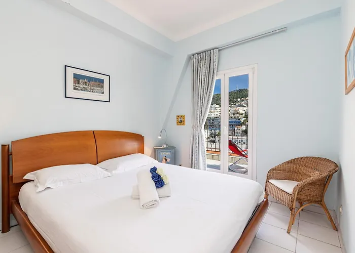Extraordinary View On Port And Castle Hill - 1 Bdr & Parking * Nizza